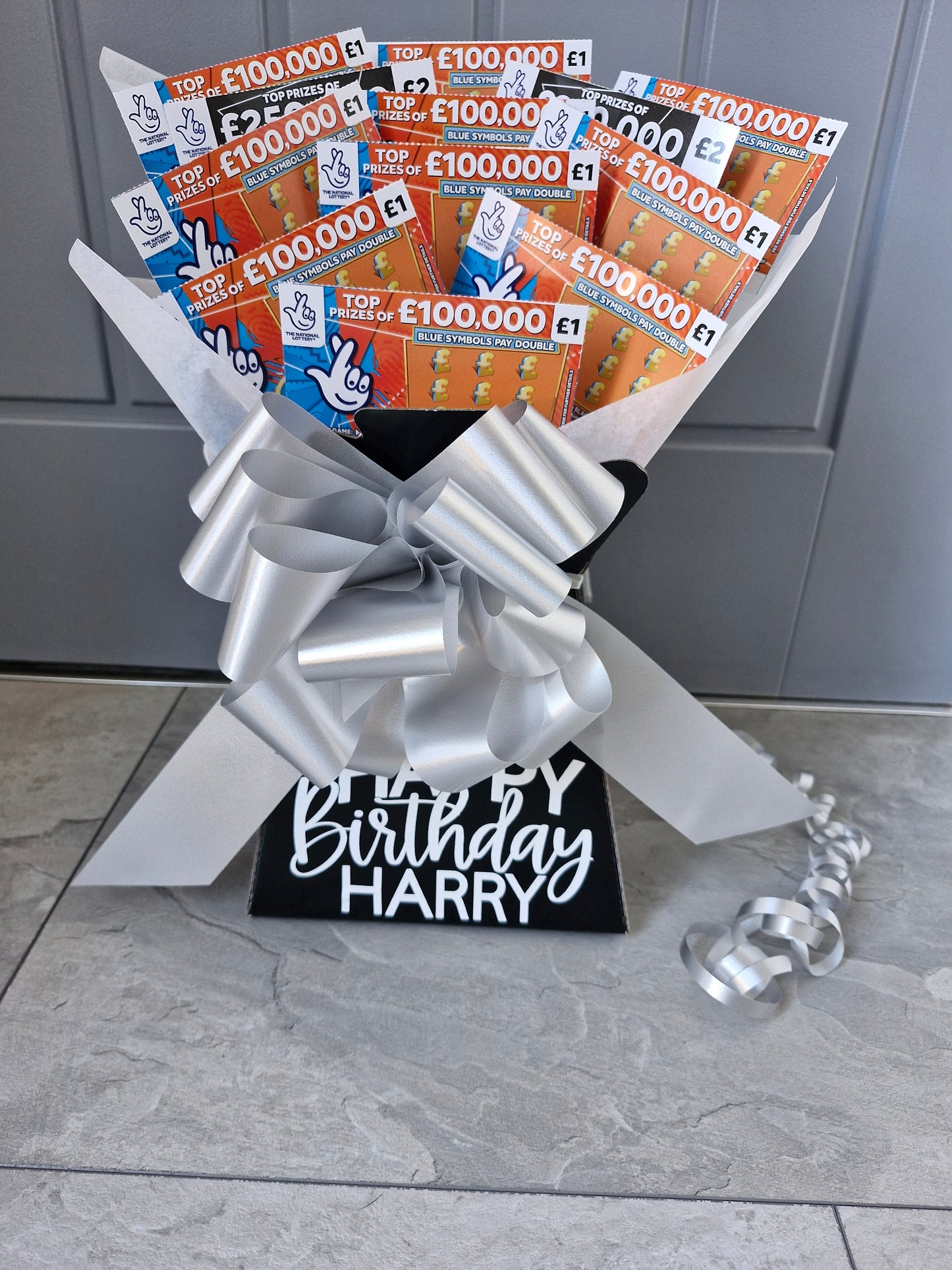 Scratch card bouquet